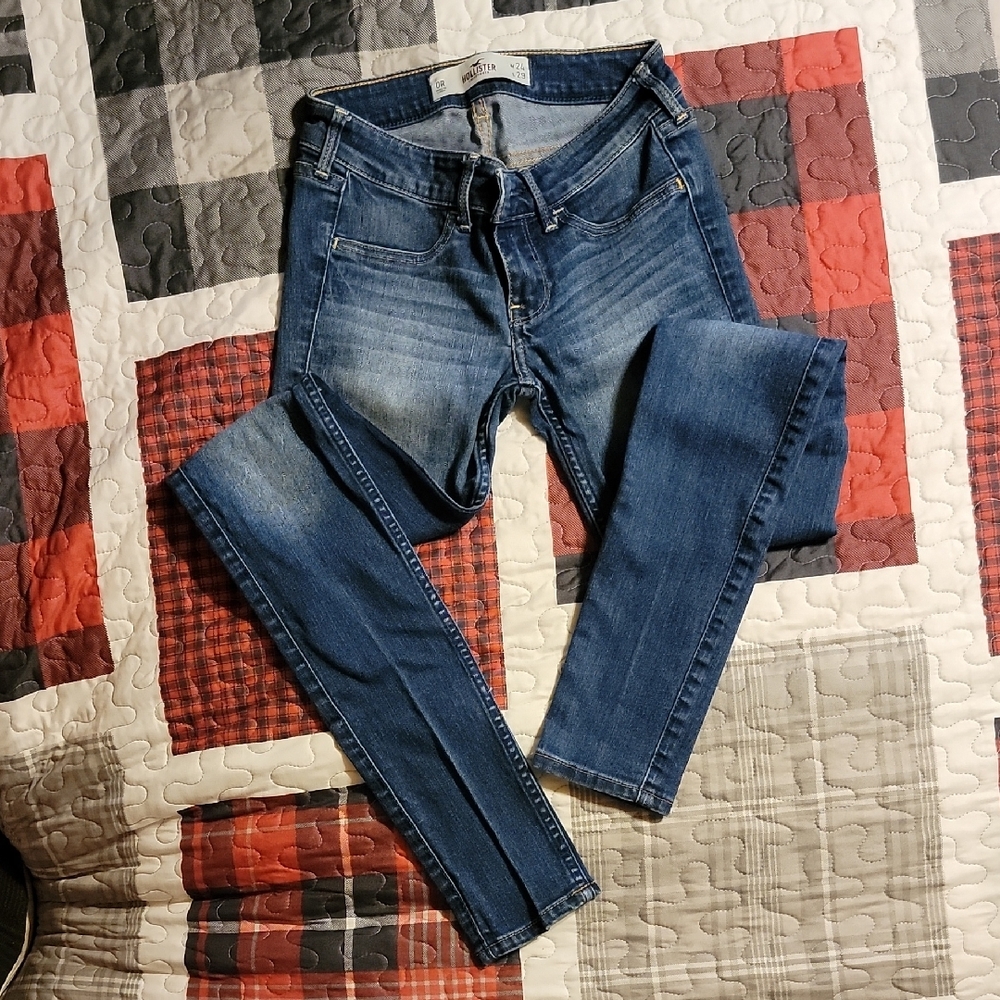 Hollister Blue Skinny Jeans Versatile Style